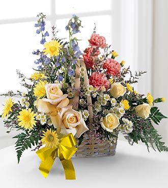 FTD Loving Remembrance Basket